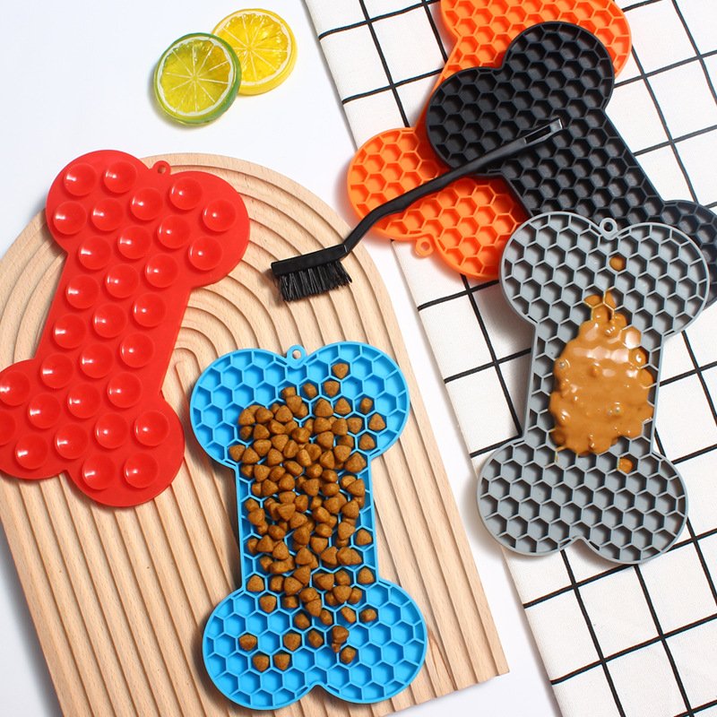 Bone Silicone Slow Feeder Lick Mat – view 3